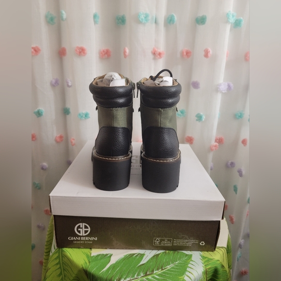 Giani Bernini Maddyson Size Zip Round Toe Ankle Boots (New In Box) - Picture 5 of 6